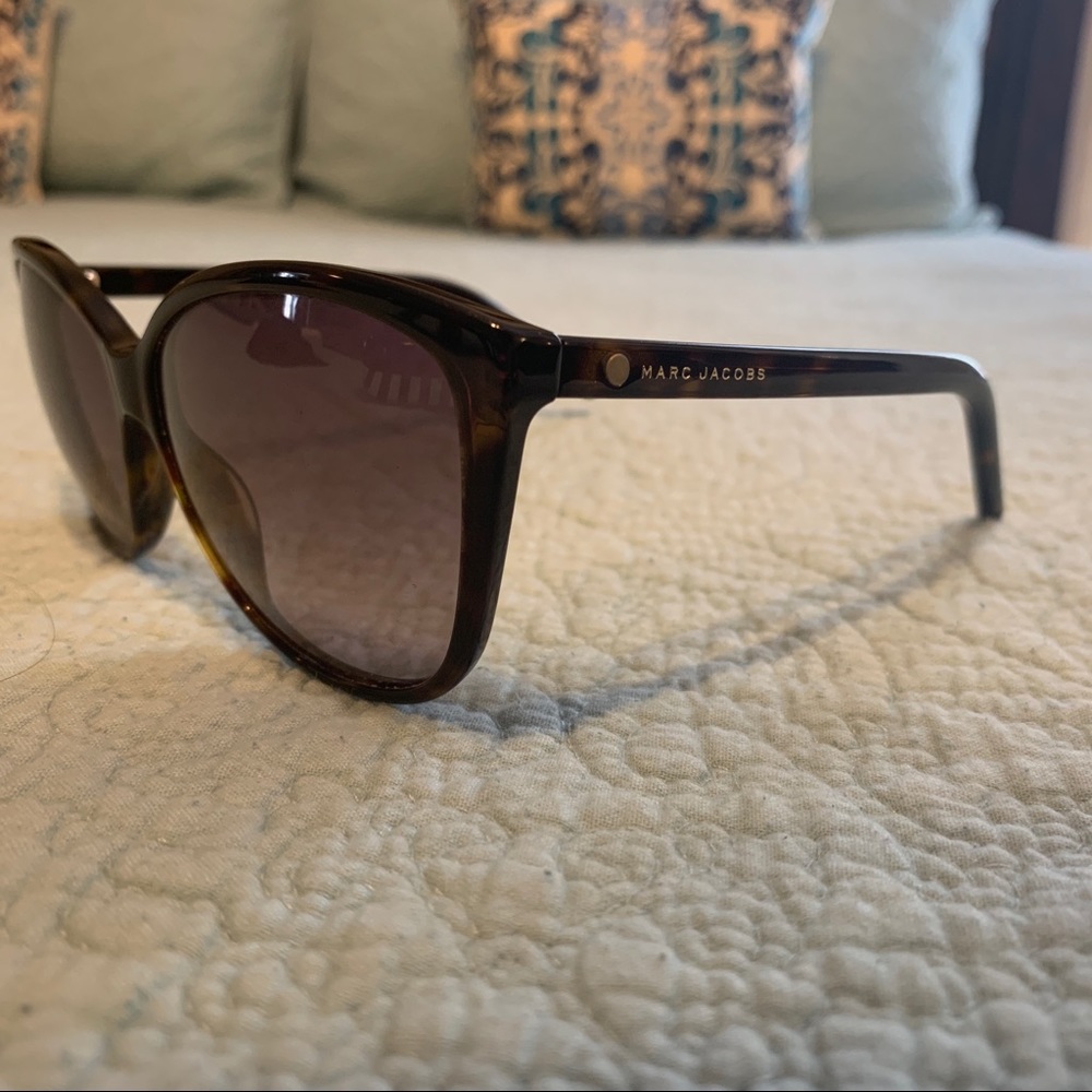 Marc Jacobs authentic sunglasses